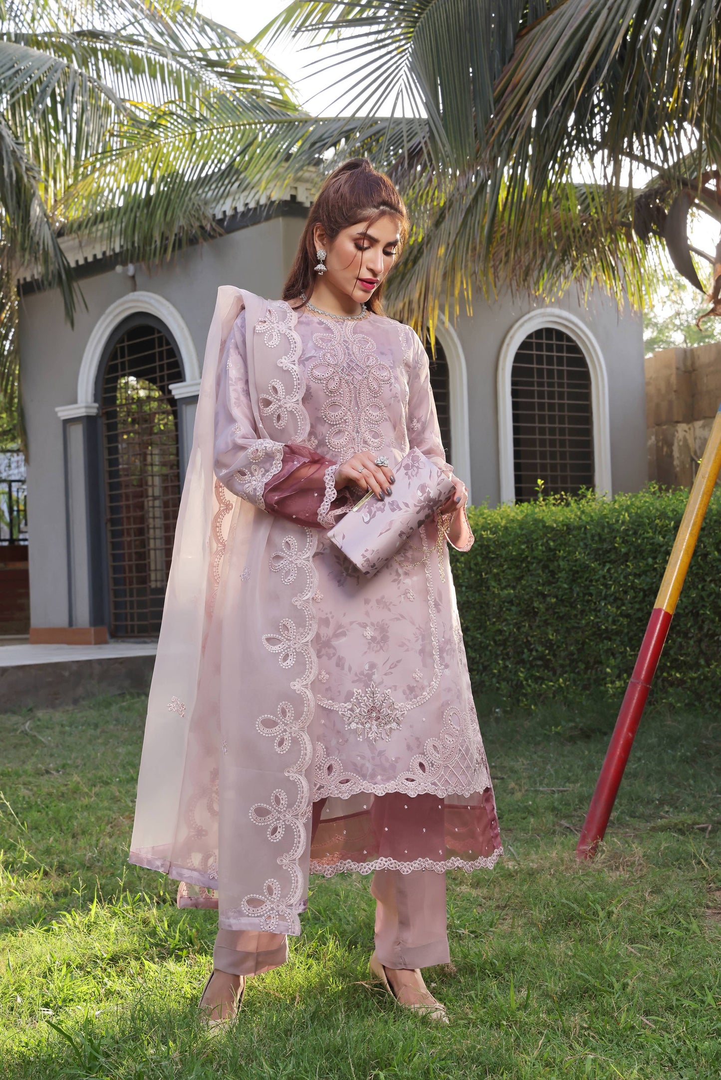 Lavish | Dressline | Luxury Lawn
