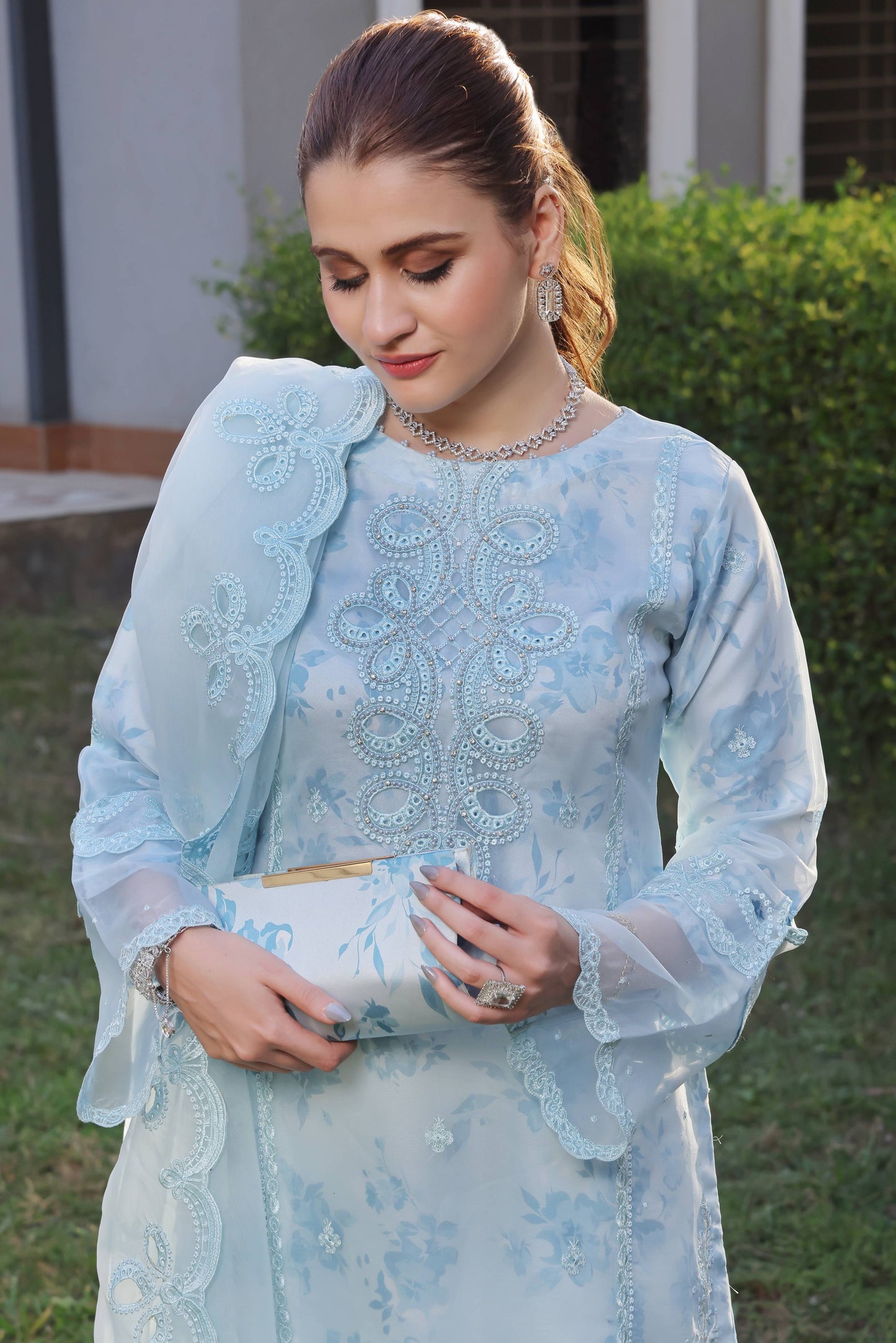 Lavish | Dressline | Luxury Lawn