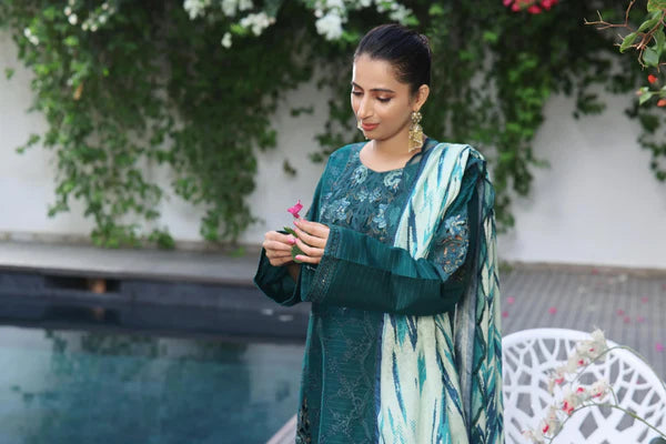 Sairaab | Dressline | Khaddar