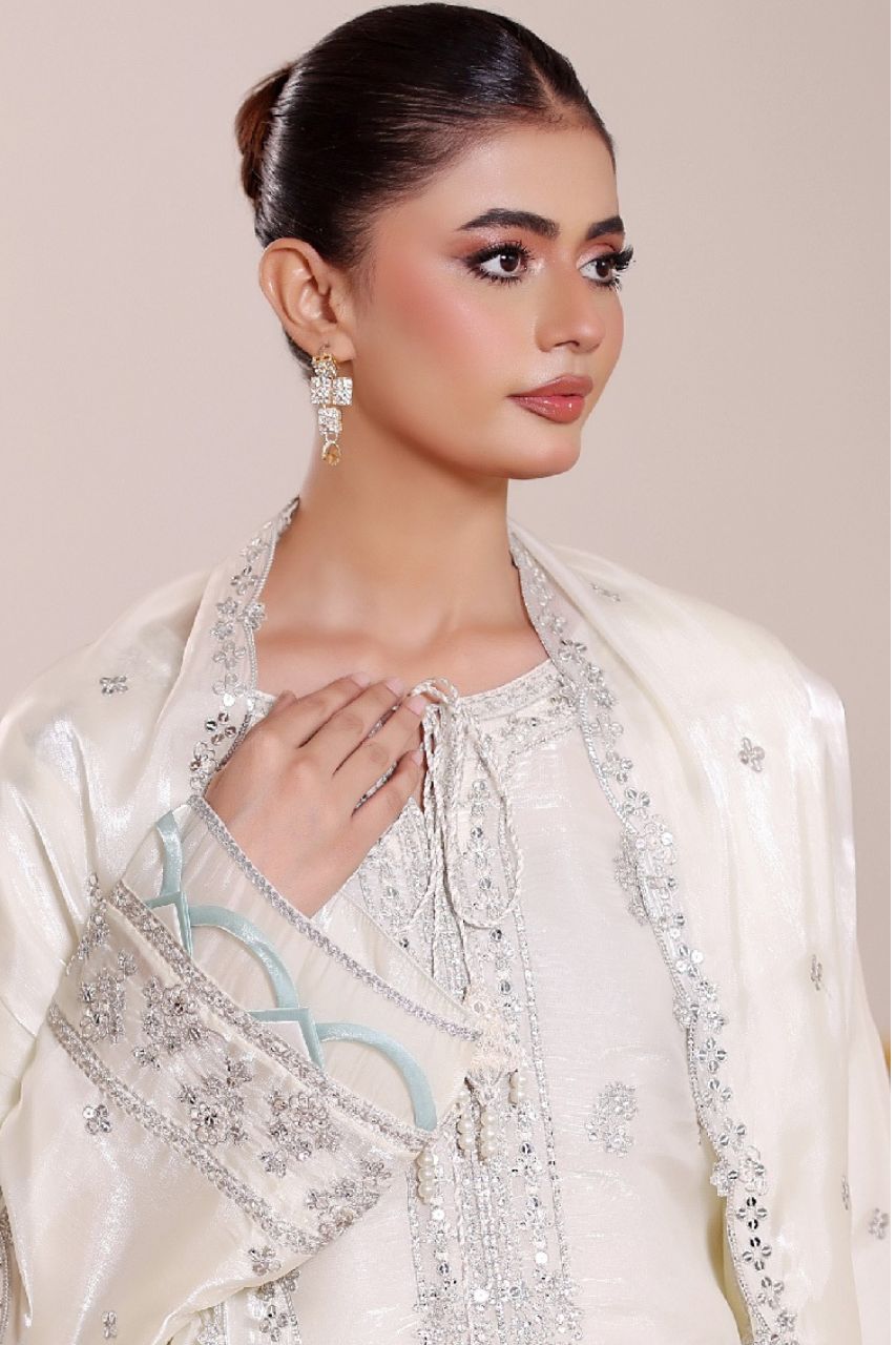 Fatima Bano | Dressline | Singhar Sheesha Silk