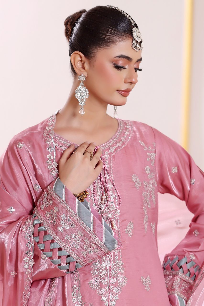 Fatima Bano | Dressline | Singhar Sheesha Silk