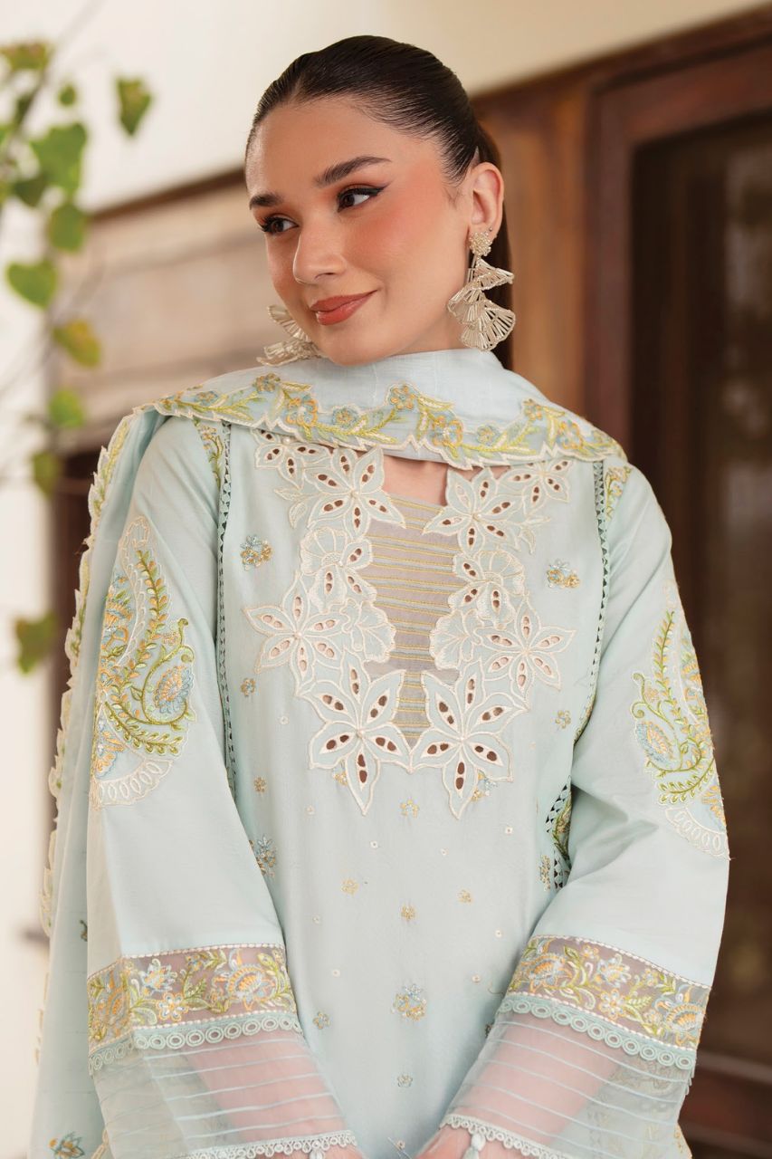 Angan By Mahnur | Lawn'26