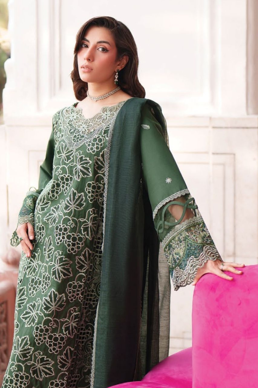 Nilofer By Mahnur | Lawn'26