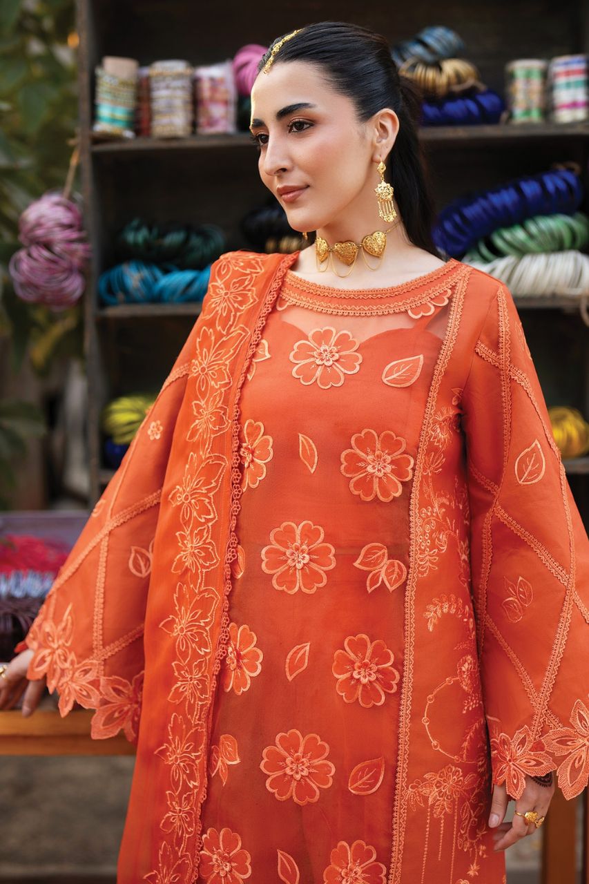 Satrangi By Mahnur | Lawn'26