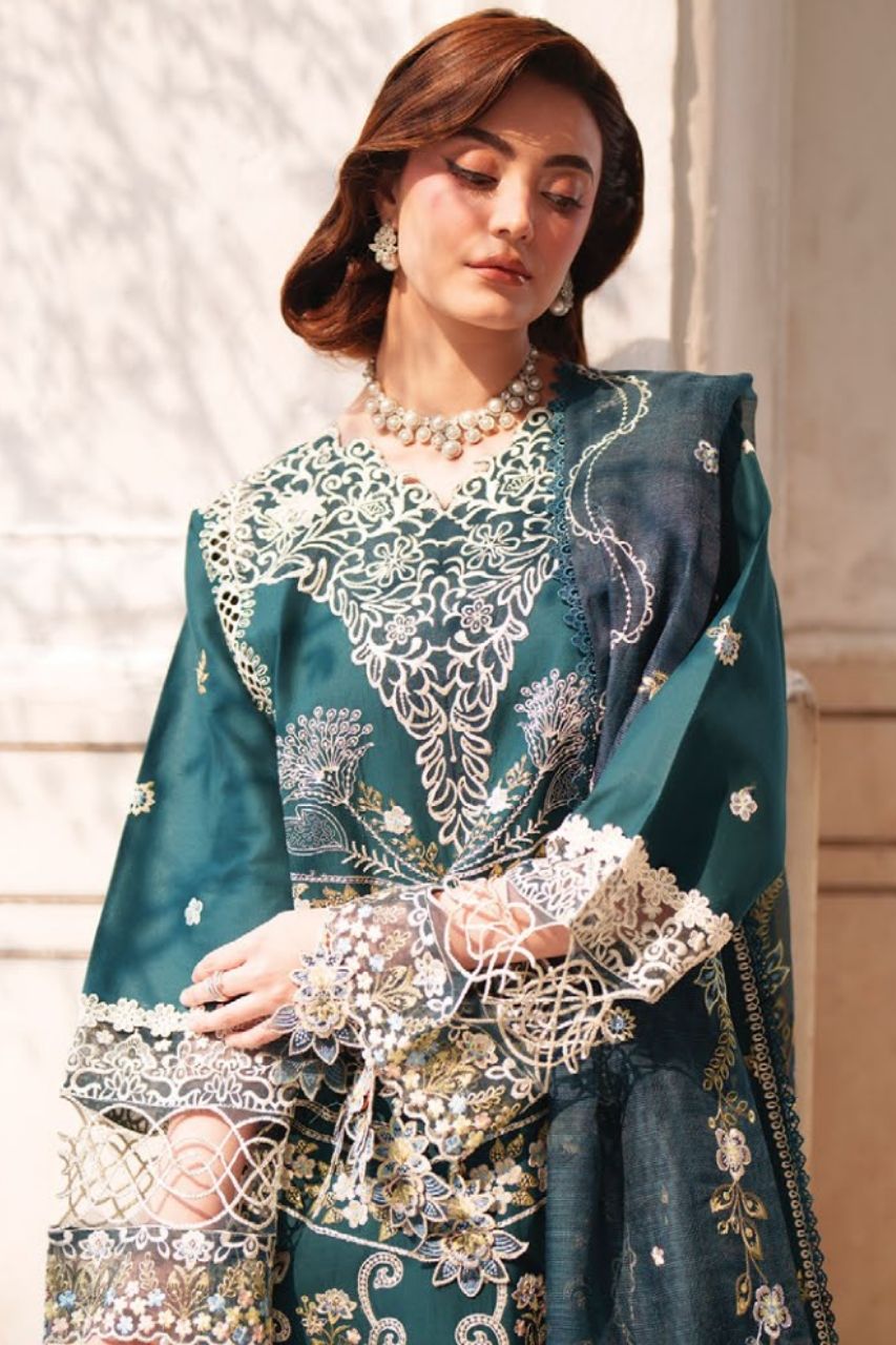 Nilofer By Mahnur | Lawn'26