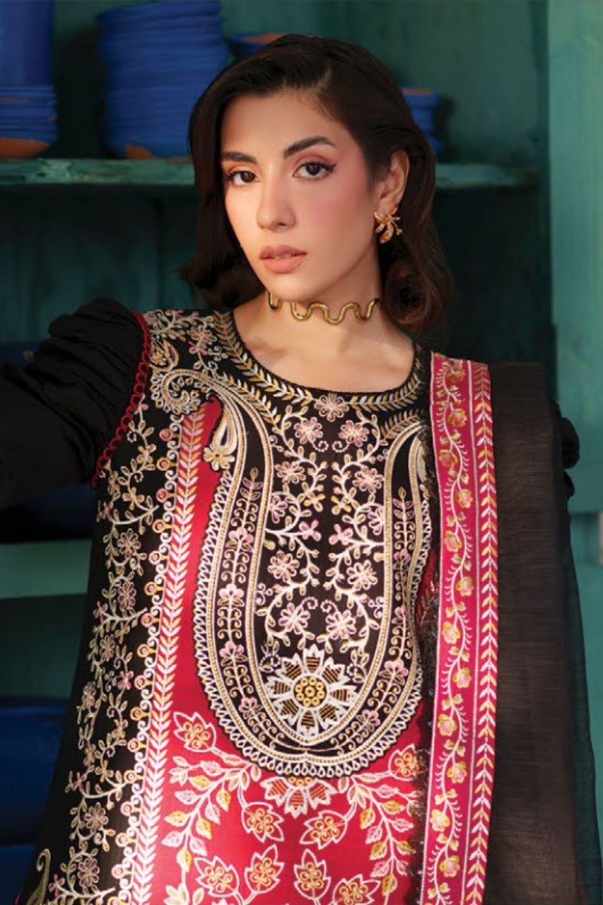 Nilofer By Mahnur | Lawn'26