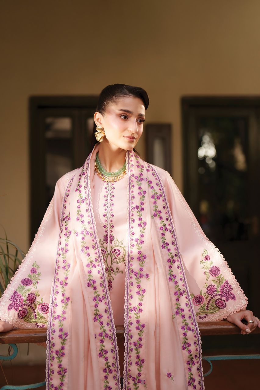 Fiona By Mahnur | Lawn'26