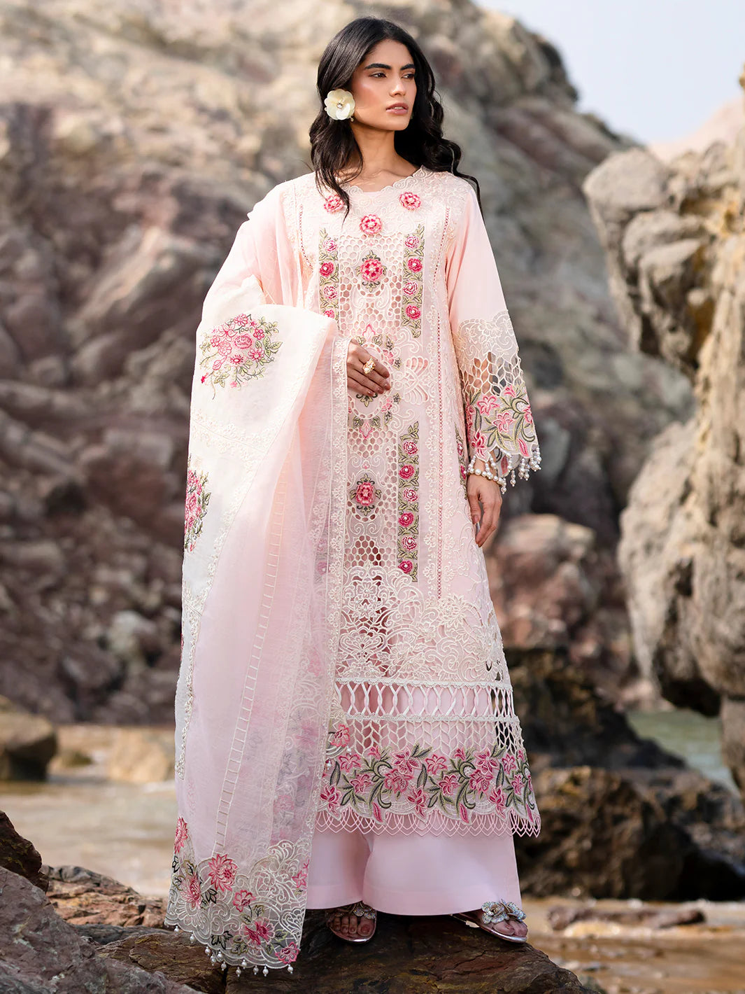 Sirene | Mahnur Luxury Lawn | 3-PC