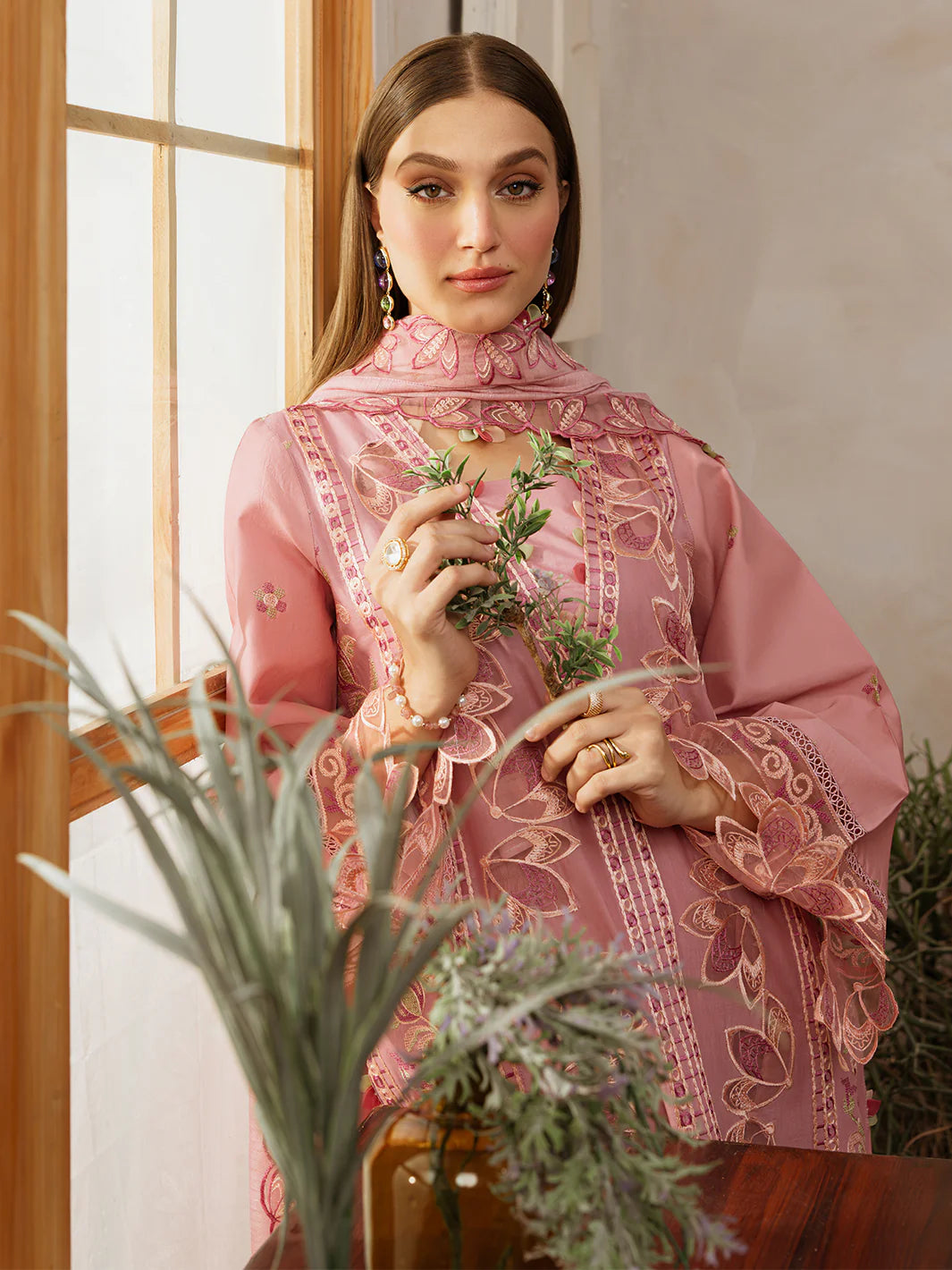 Florence | Mahnur Luxury Lawn | 3PC