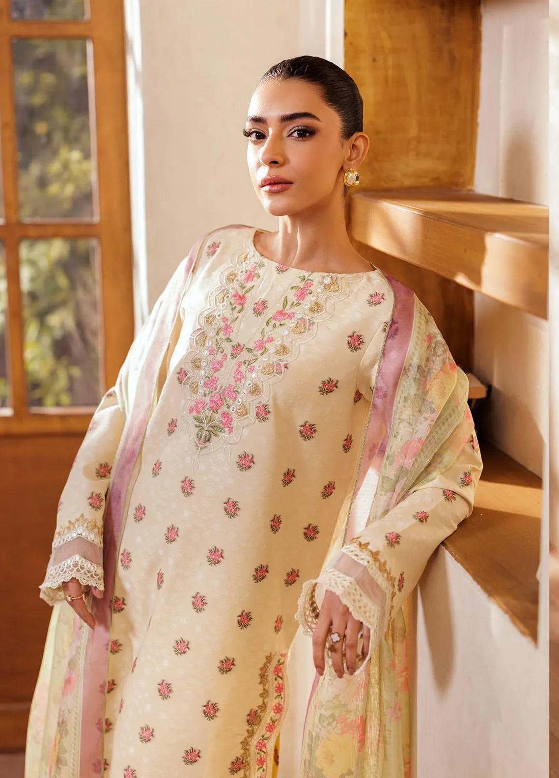 Amari | Rajbari luxury Lawn | 3-PC