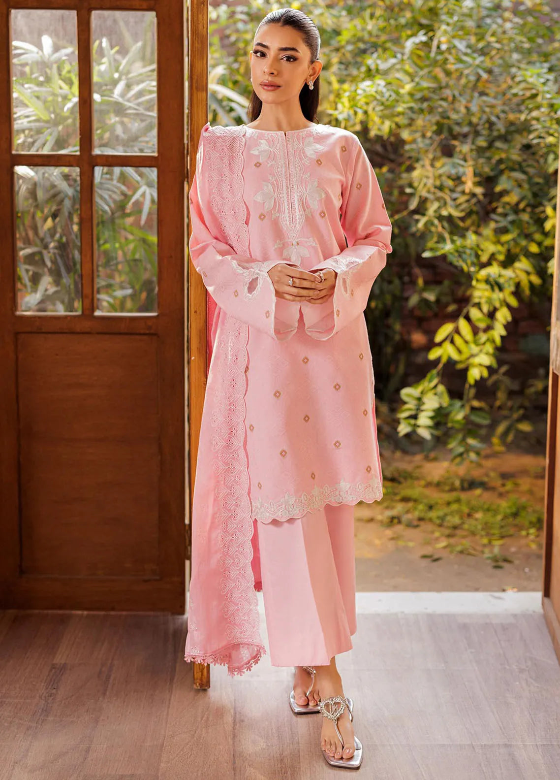 Amari | Rajbari luxury Lawn | 3-PC