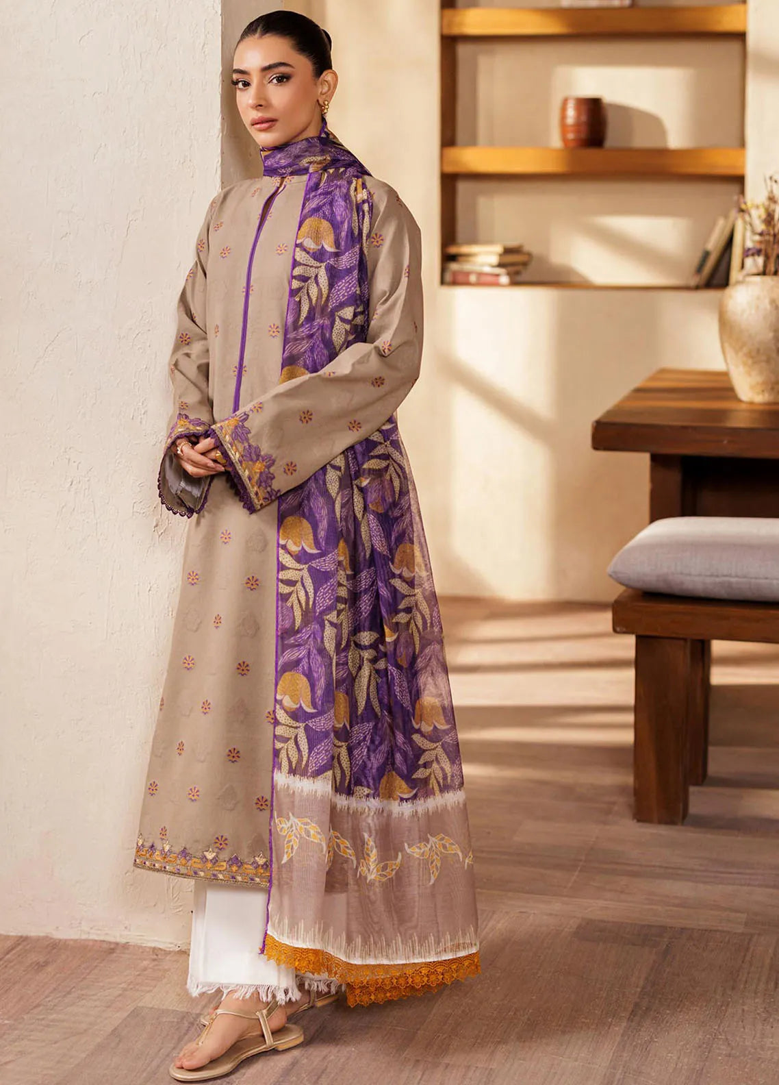 Amari | Rajbari luxury Lawn | 3-PC