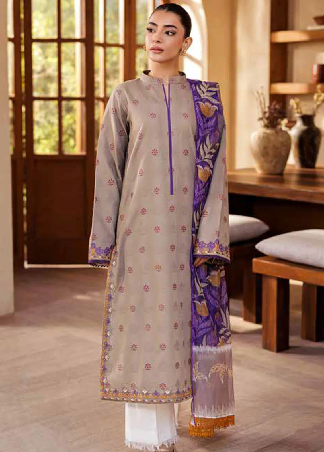 Amari | Rajbari luxury Lawn | 3-PC