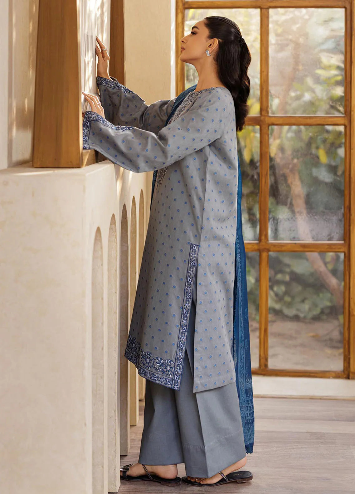Amari | Rajbari luxury Lawn | 3-PC
