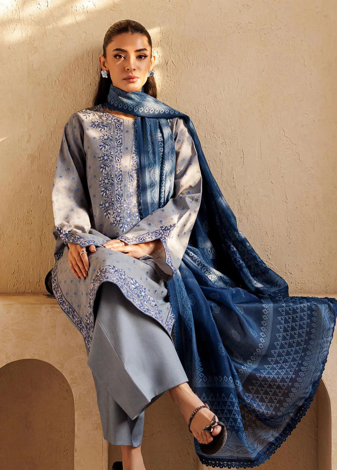 Amari | Rajbari luxury Lawn | 3-PC