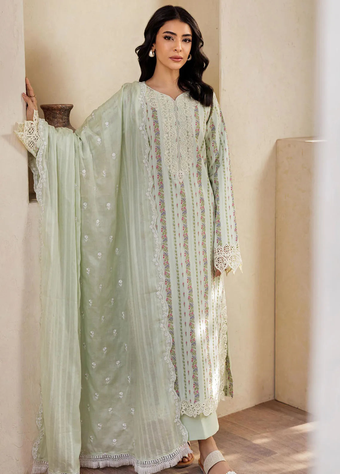 Amari | Rajbari luxury Lawn | 3-PC