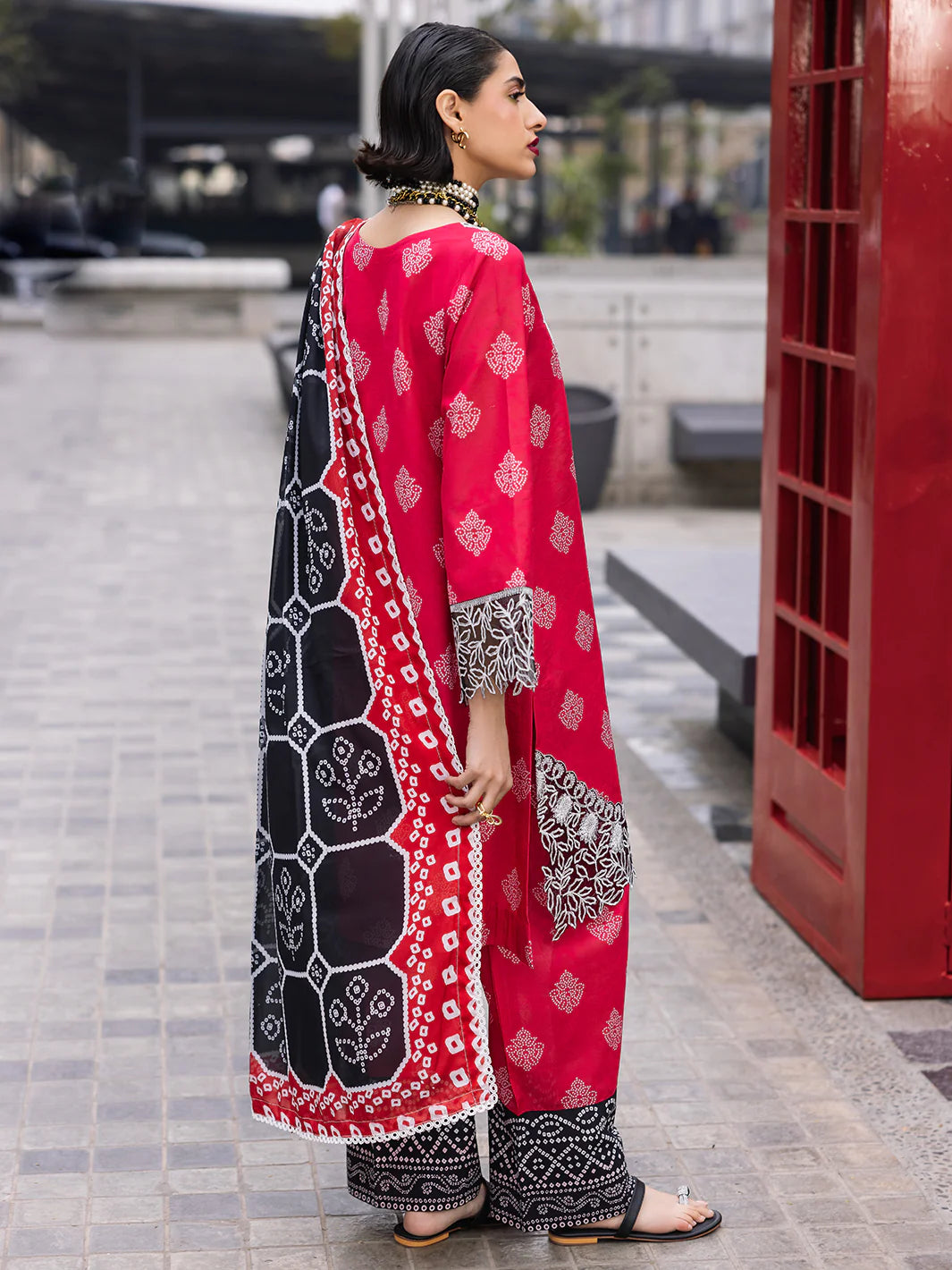 Broadway | Mahnur | Luxury Lawn