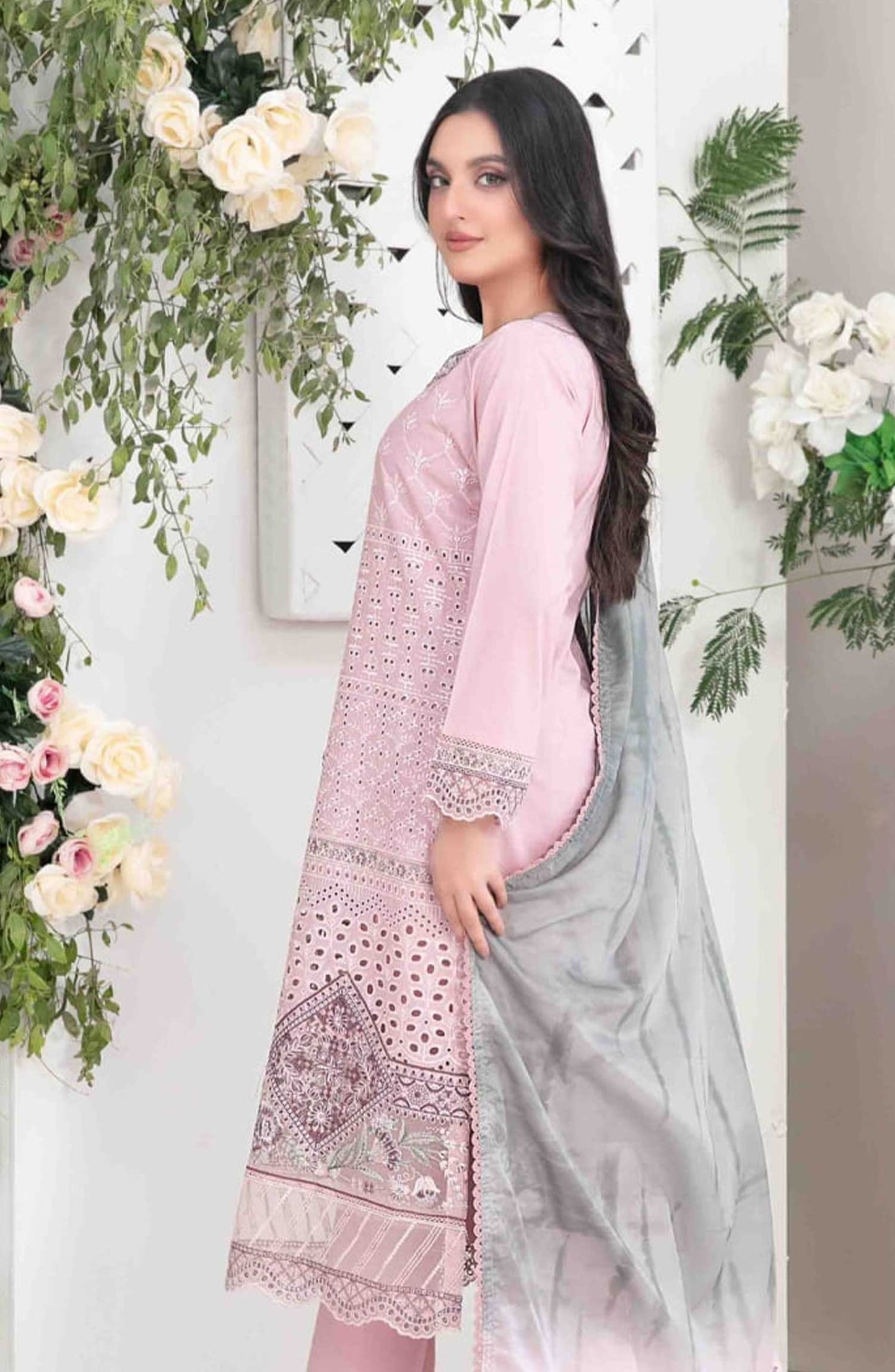 Saija | Tawakkal Luxury Lawn | 3PC