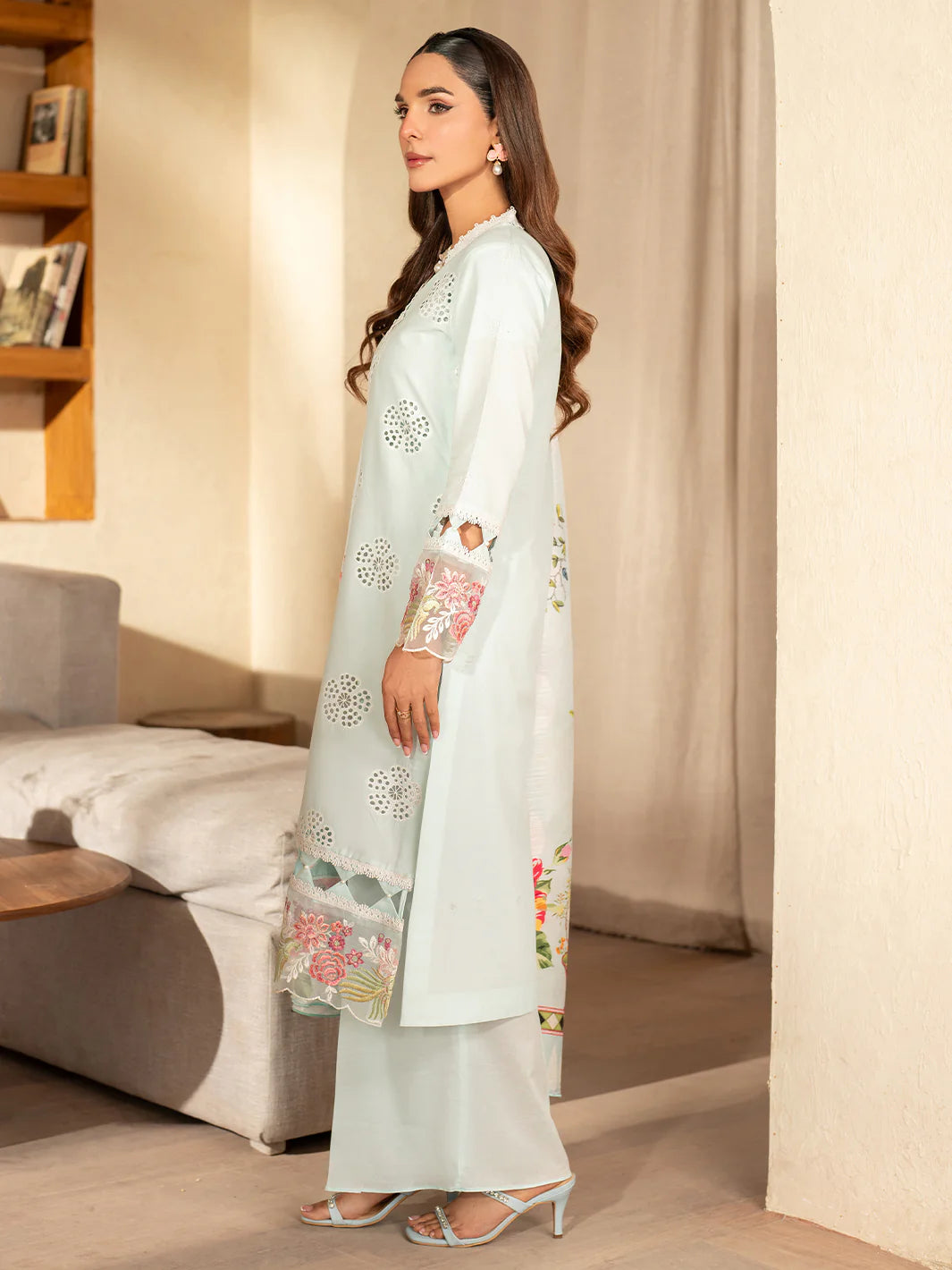 Stella | Mahnur Luxury Lawn | 3PC