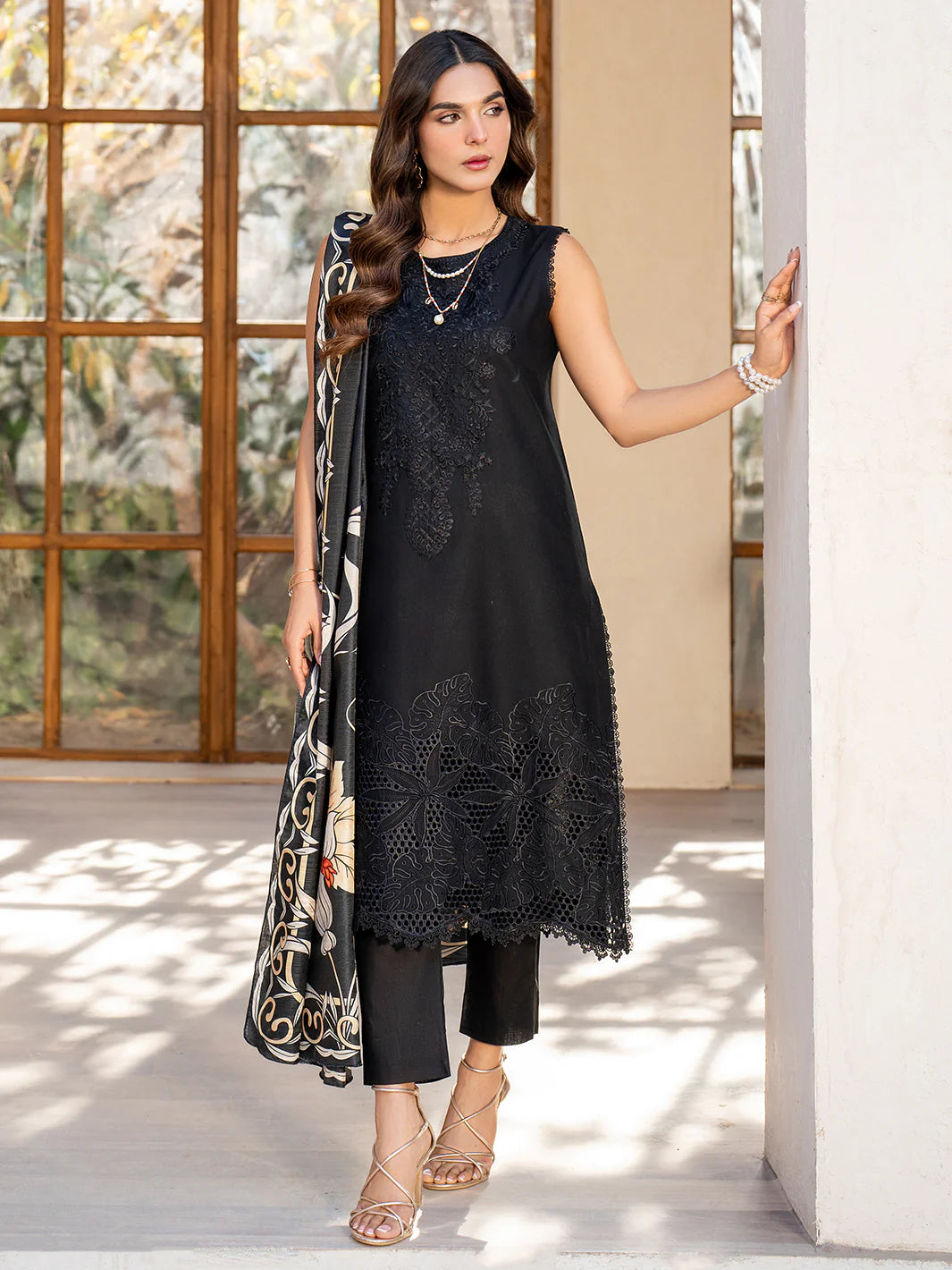 Stella | Mahnur Luxury Lawn | 3PC