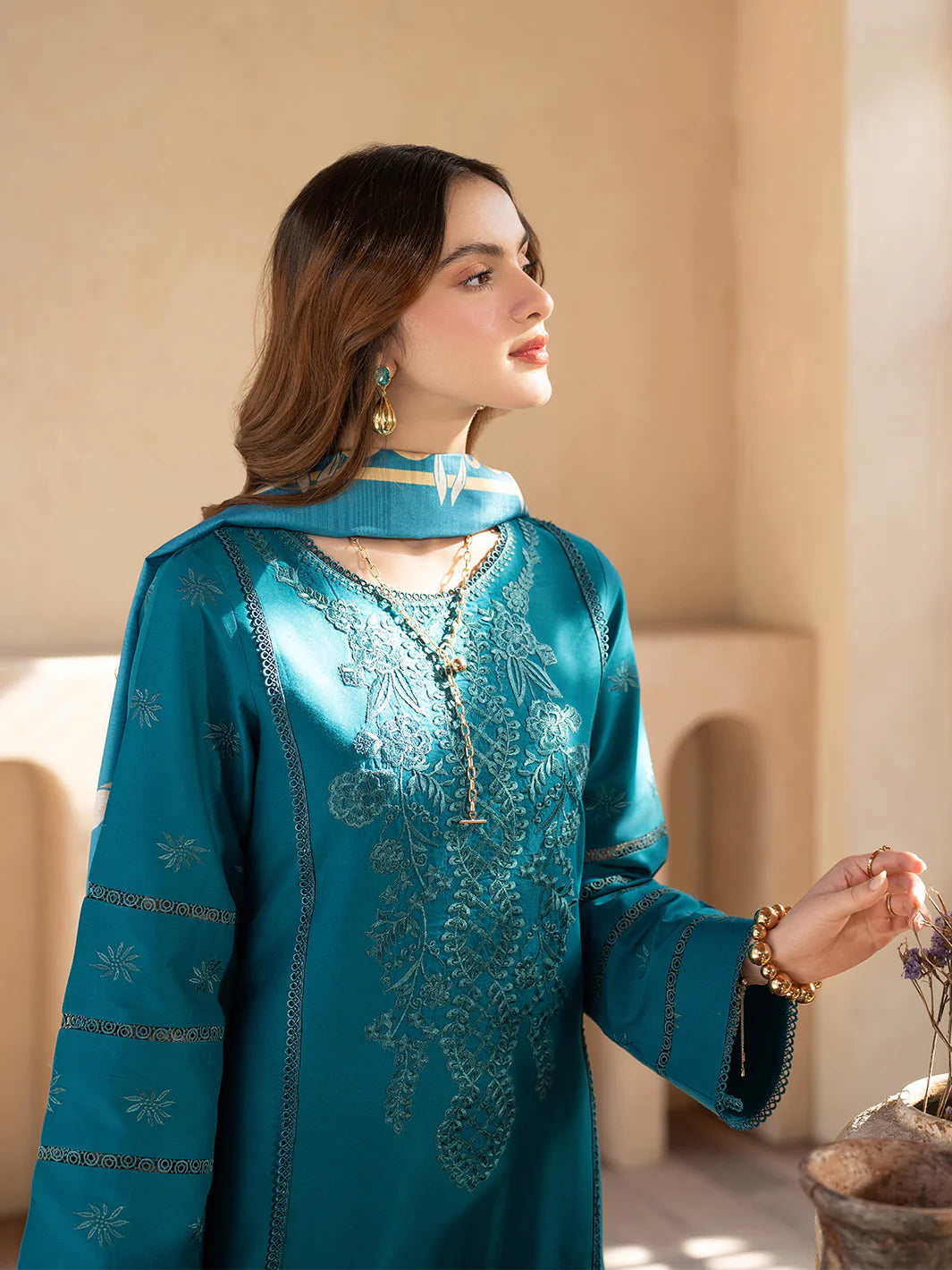 Stella | Mahnur Luxury Lawn | 3PC