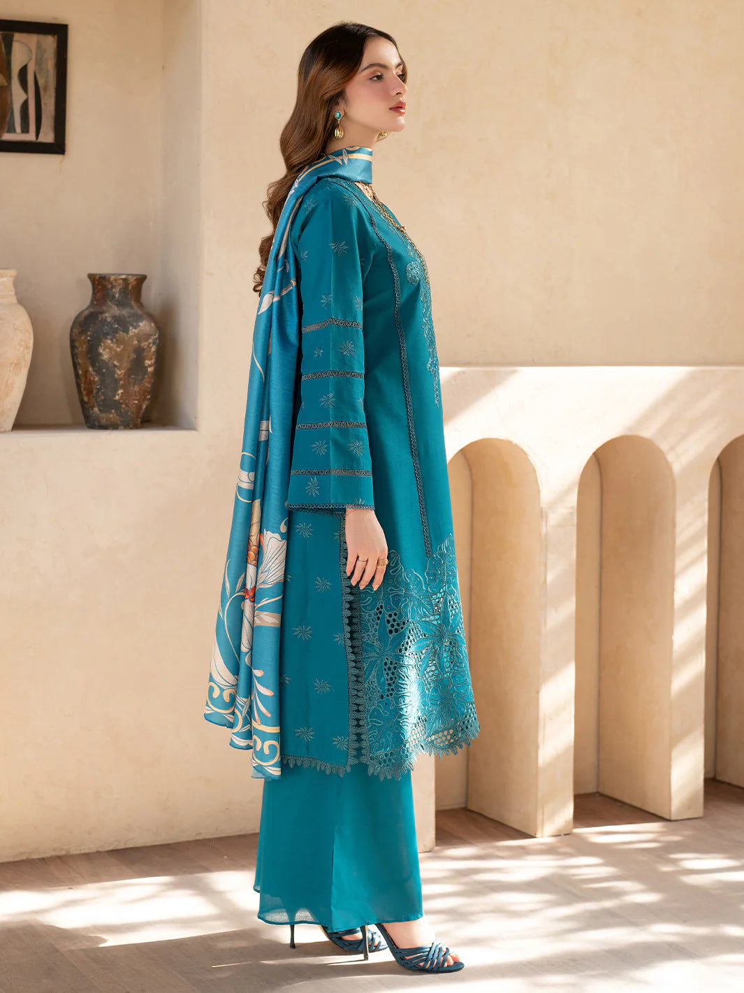 Stella | Mahnur Luxury Lawn | 3PC