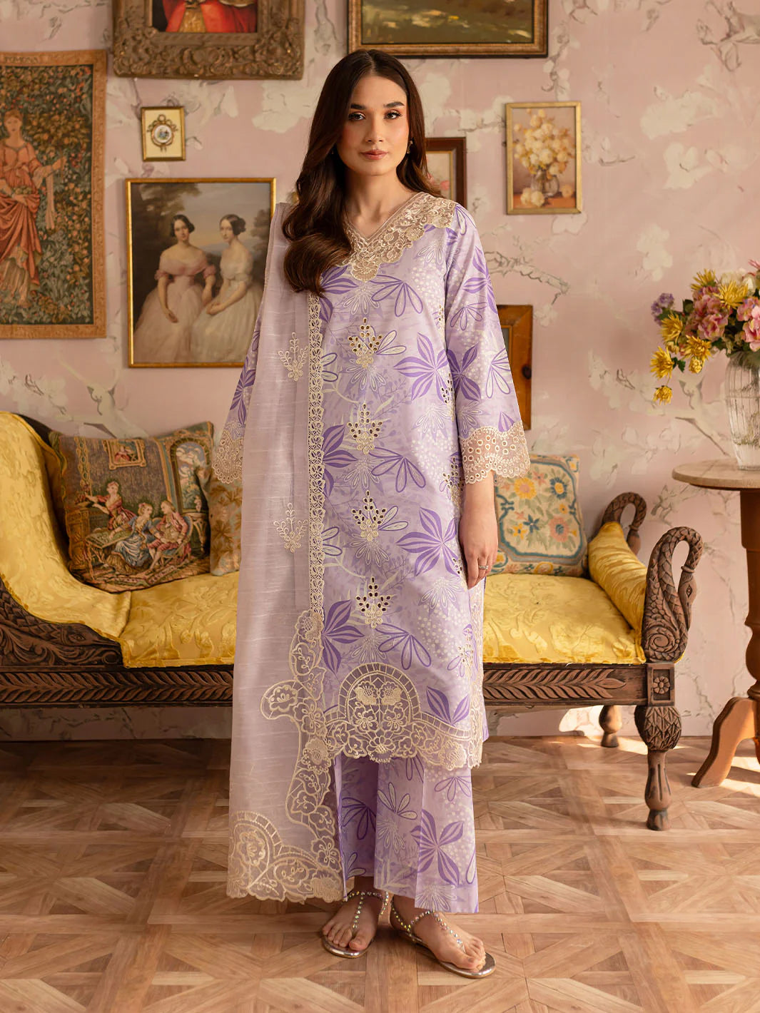 Leila | Mahnur Luxury Lawn | 3PC