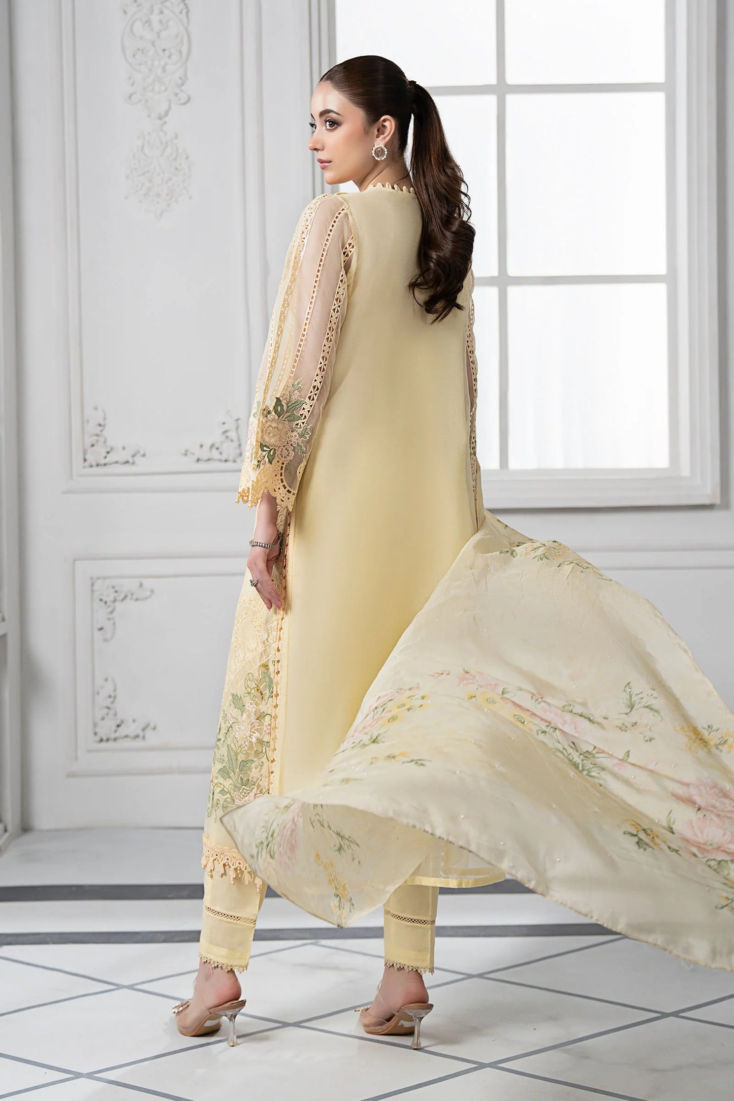 Maria B | Luxury Lawn | 3PC