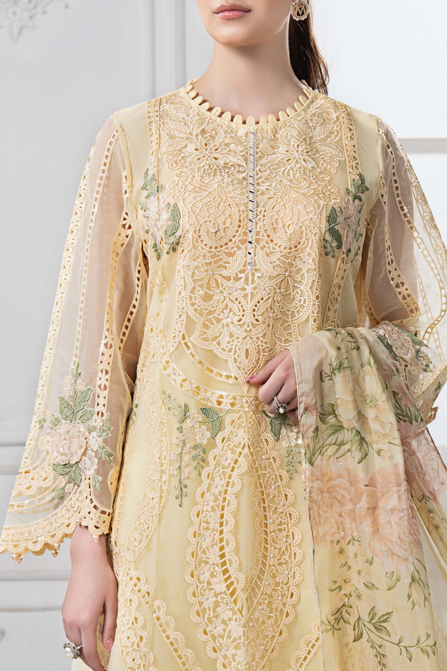 Maria B | Luxury Lawn | 3PC