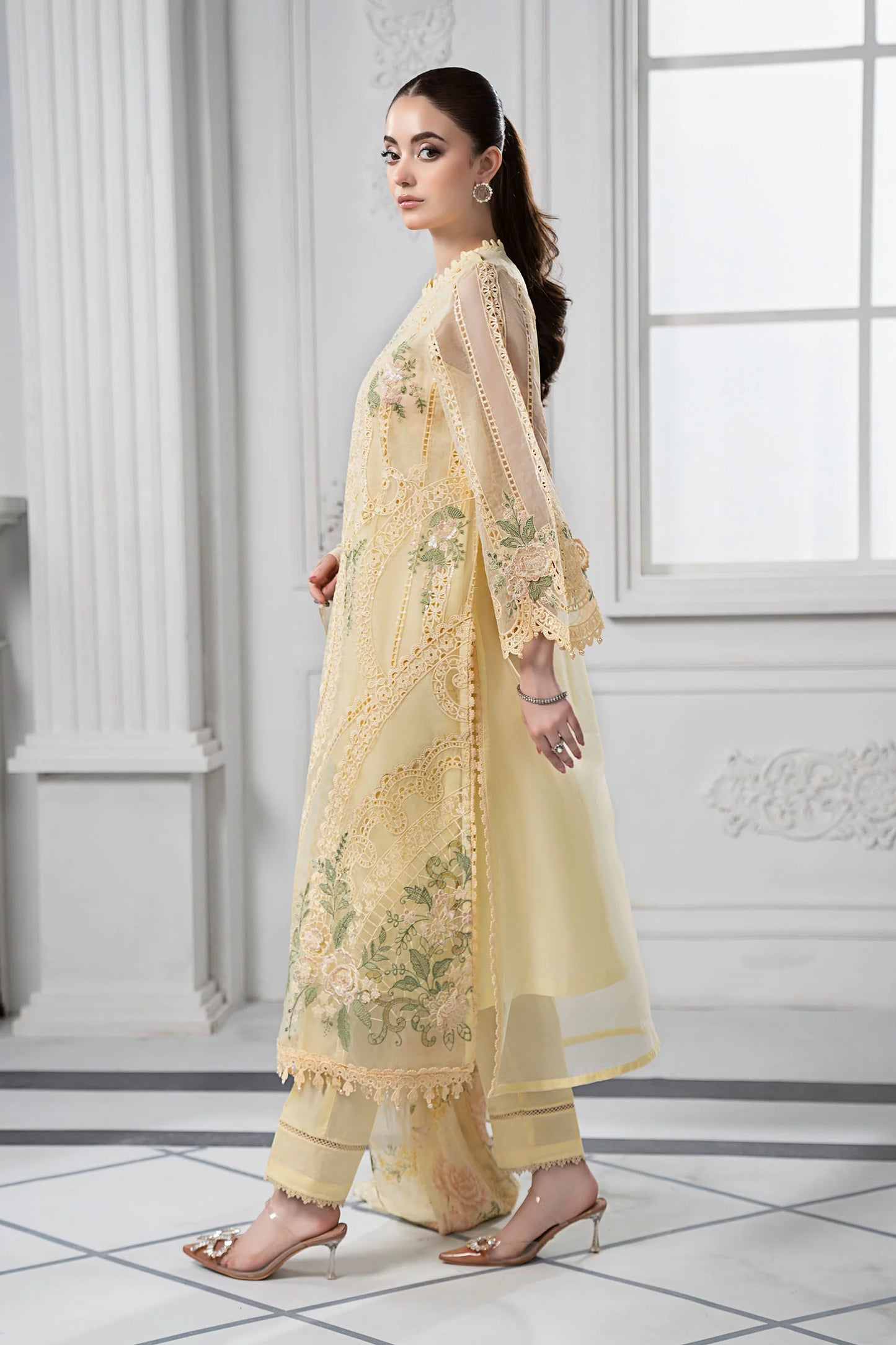 Maria B | Luxury Lawn | 3PC