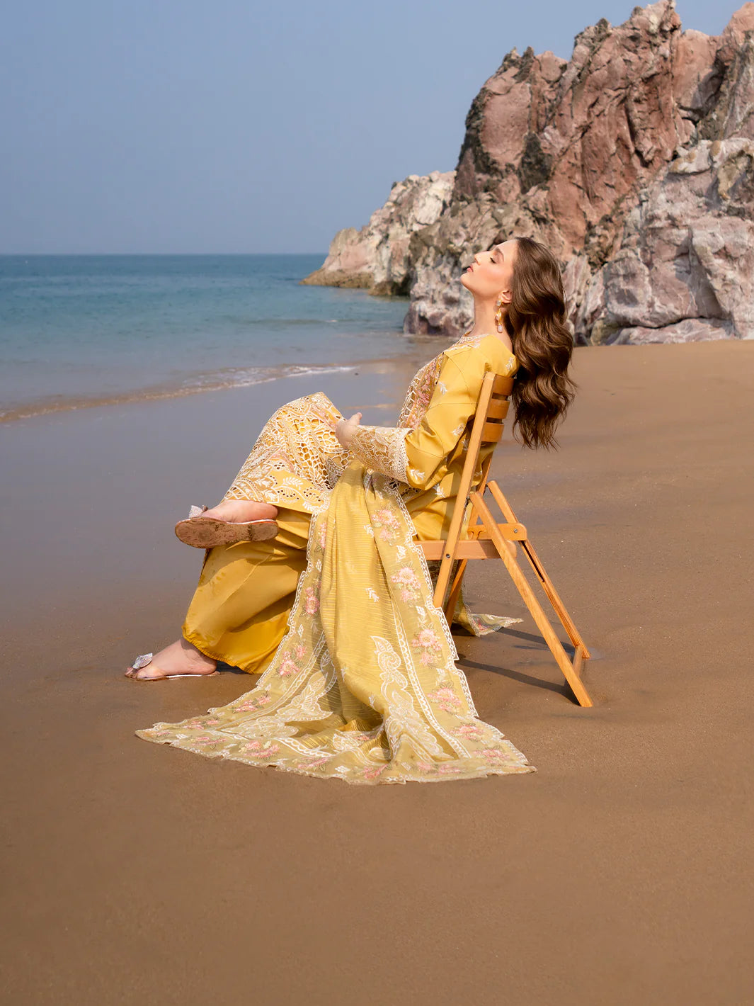 Sirene | Mahnur Luxury Lawn | 3-PC