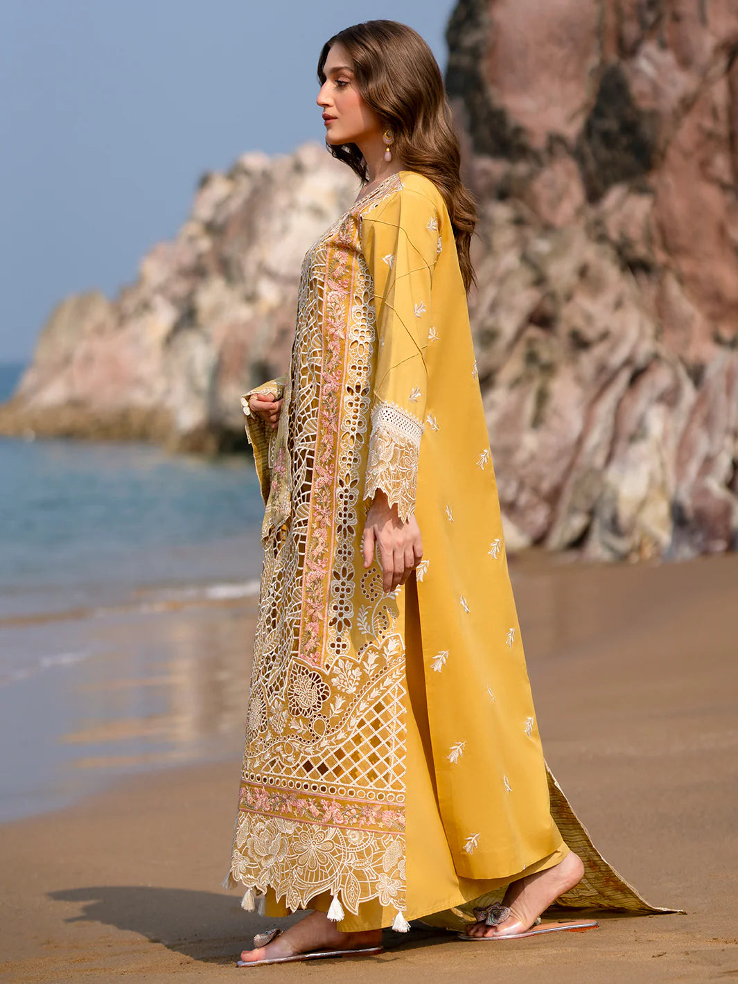Sirene | Mahnur Luxury Lawn | 3-PC