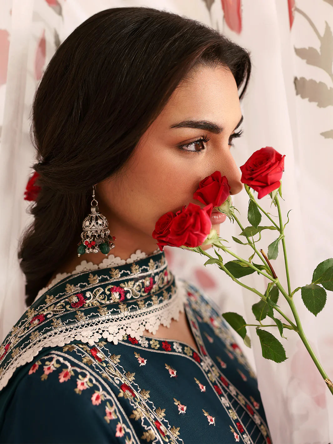 Angan | Mahnur Luxury Embroidered Lawn | 3PC