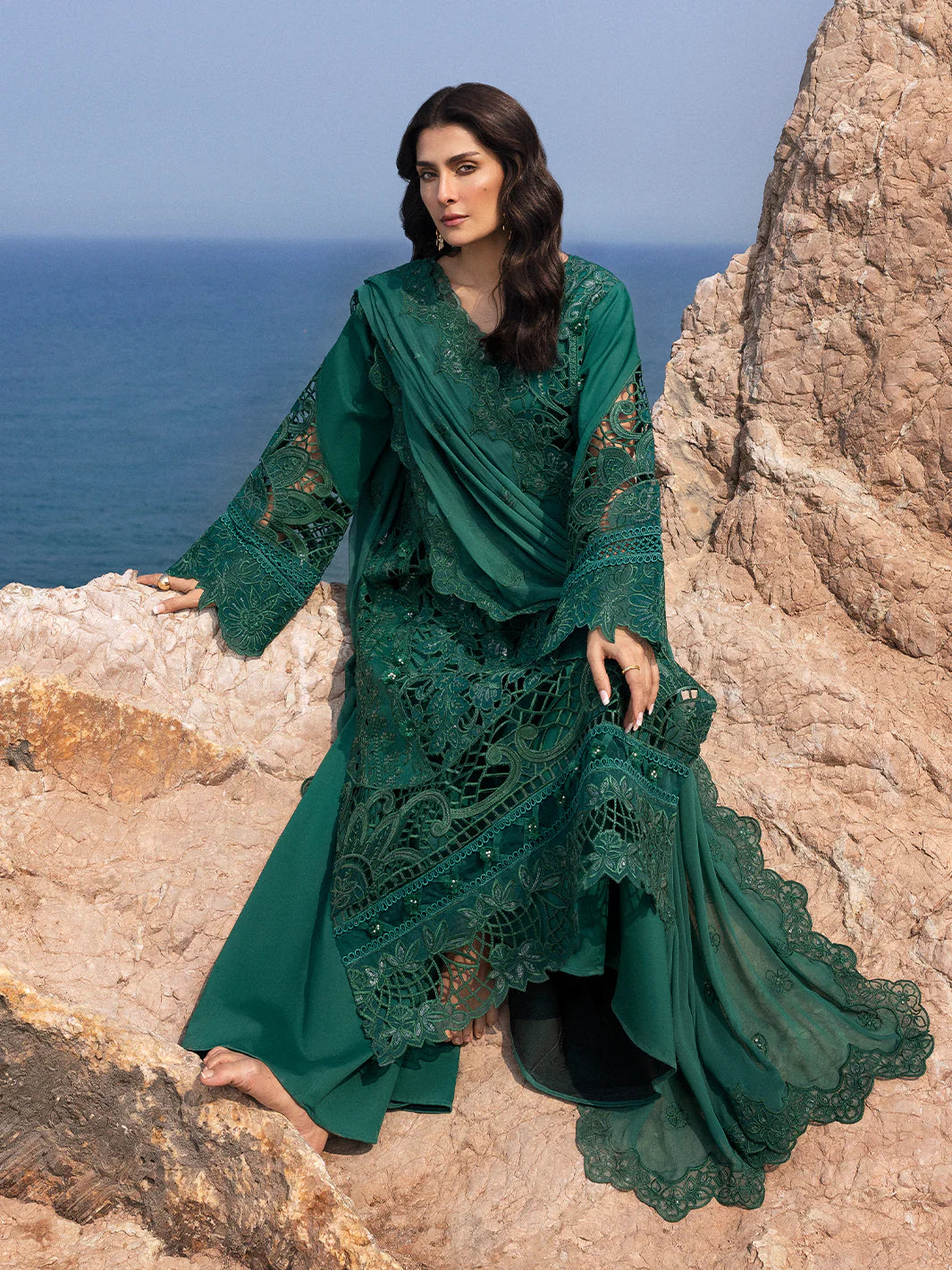 Sirene | Mahnur Luxury Lawn | 3-PC