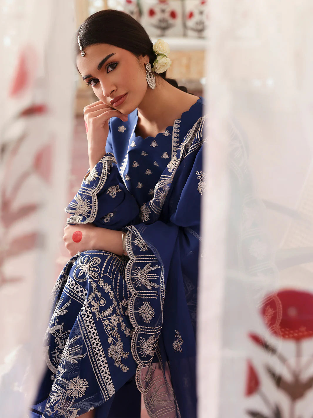 Angan | Mahnur Luxury Embroidered Lawn | 3PC