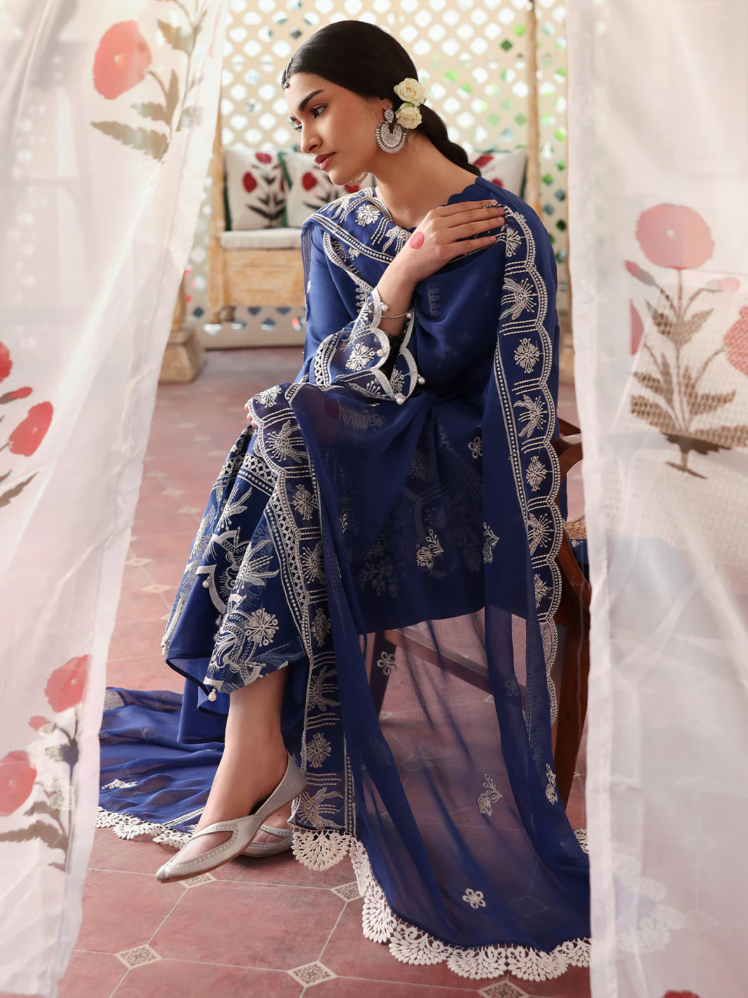Angan | Mahnur Luxury Embroidered Lawn | 3PC