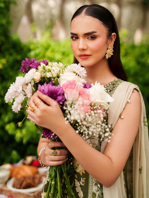 Ivy Bloom | Prishay | Winter