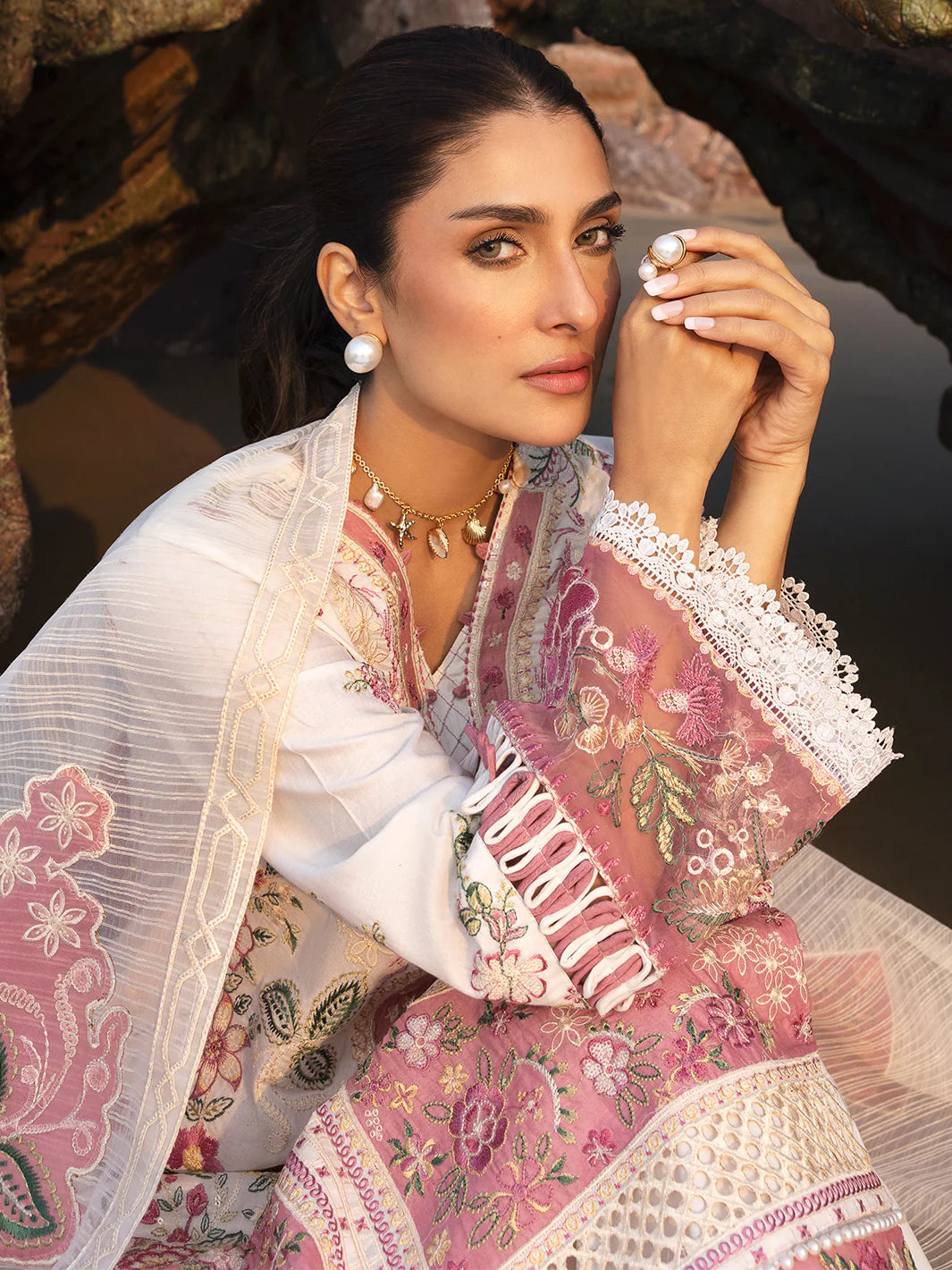 Sirene | Mahnur Luxury Lawn | 3-PC