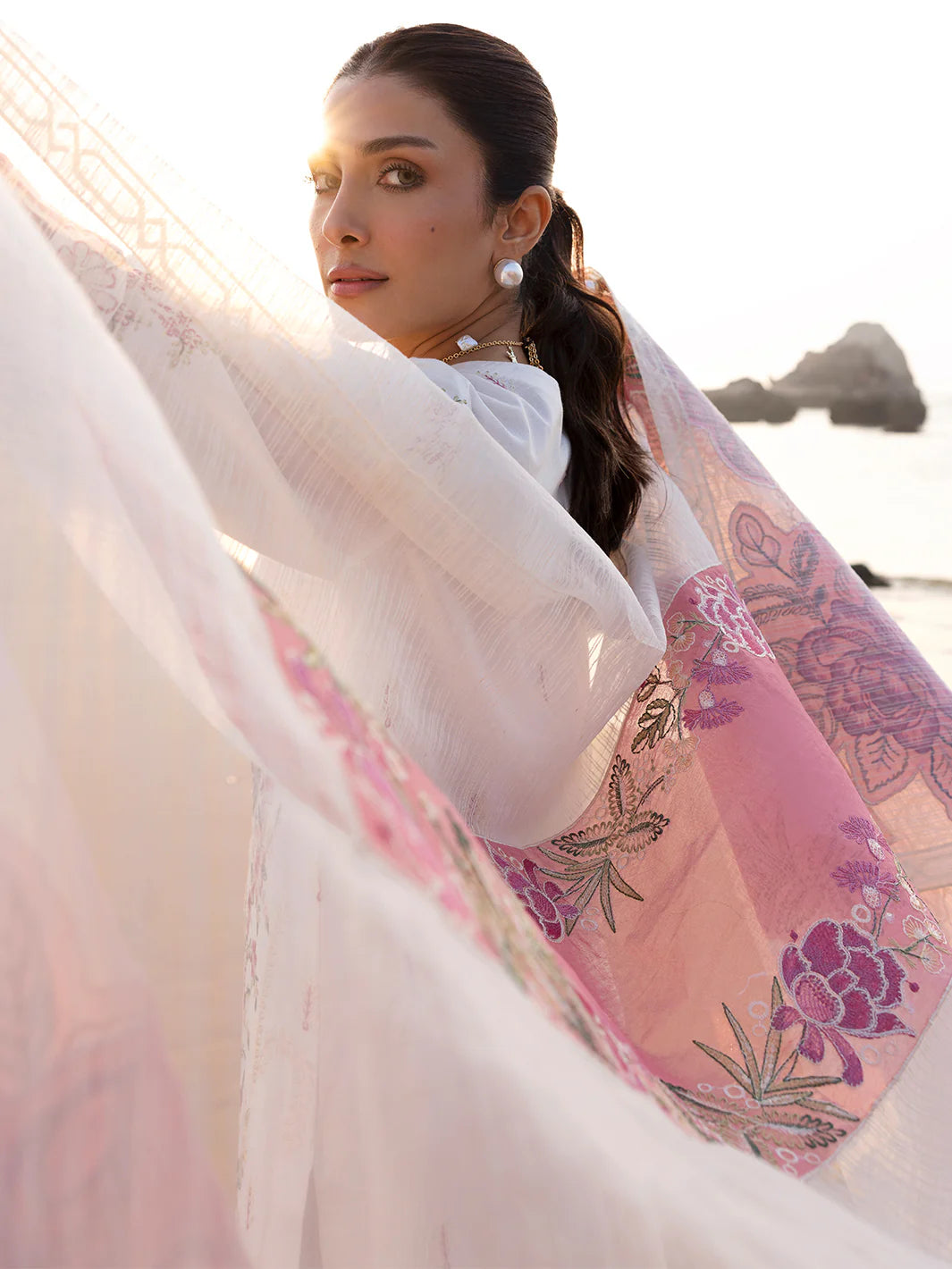 Sirene | Mahnur Luxury Lawn | 3-PC