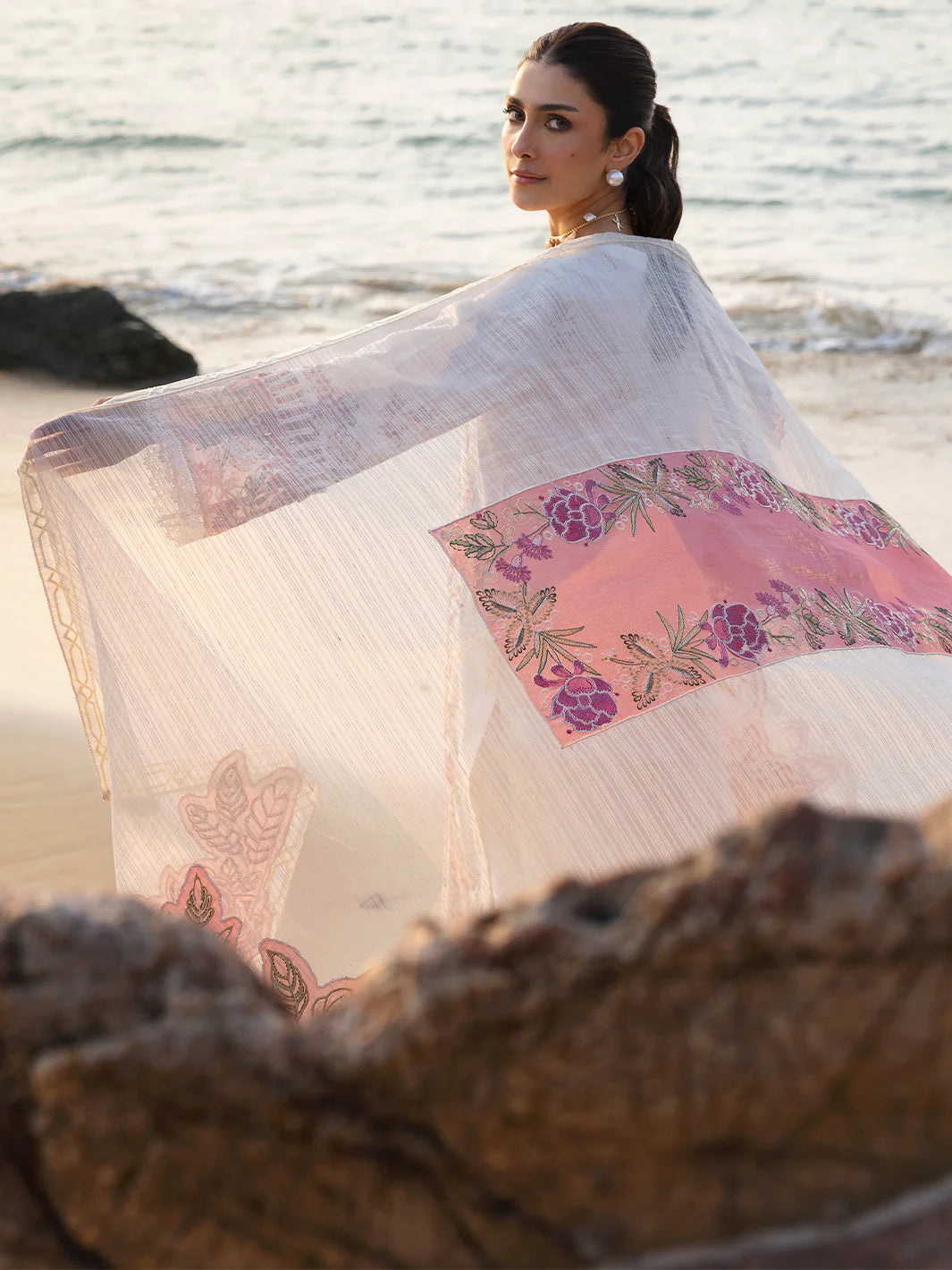 Sirene | Mahnur Luxury Lawn | 3-PC