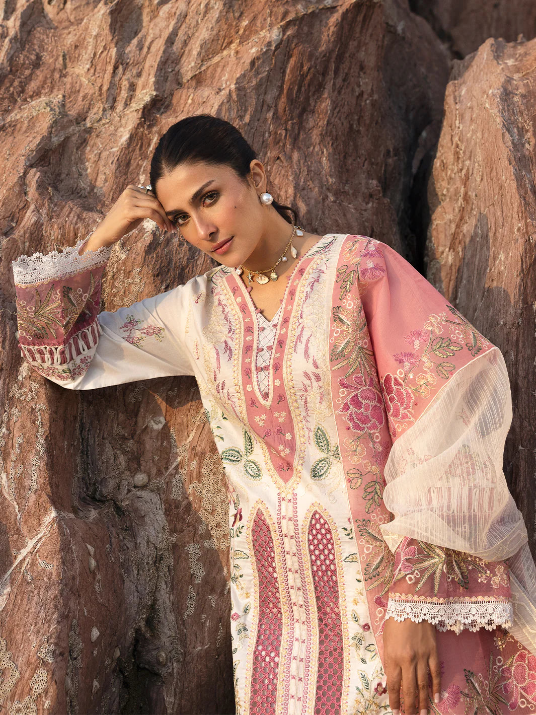Sirene | Mahnur Luxury Lawn | 3-PC
