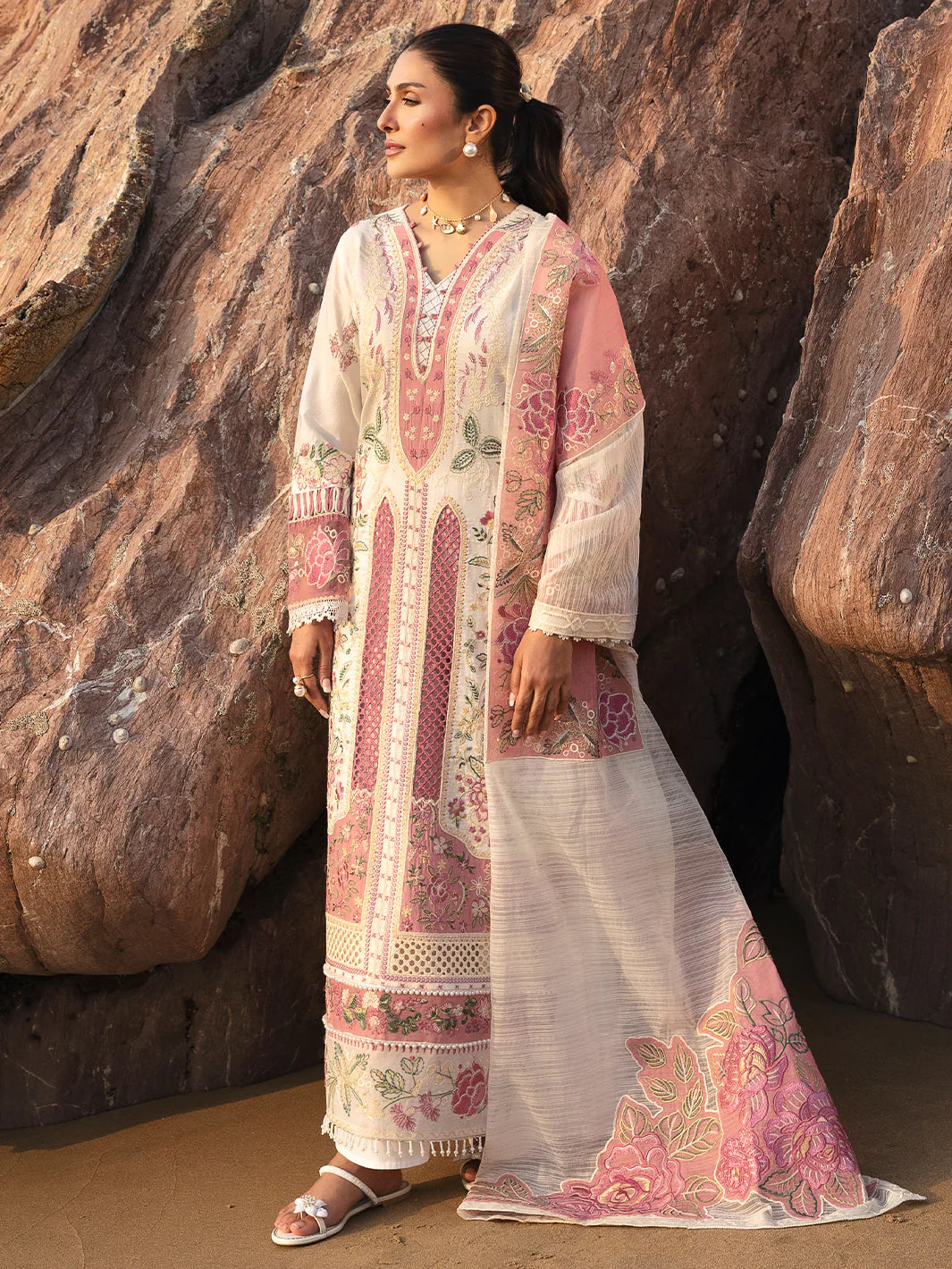 Sirene | Mahnur Luxury Lawn | 3-PC