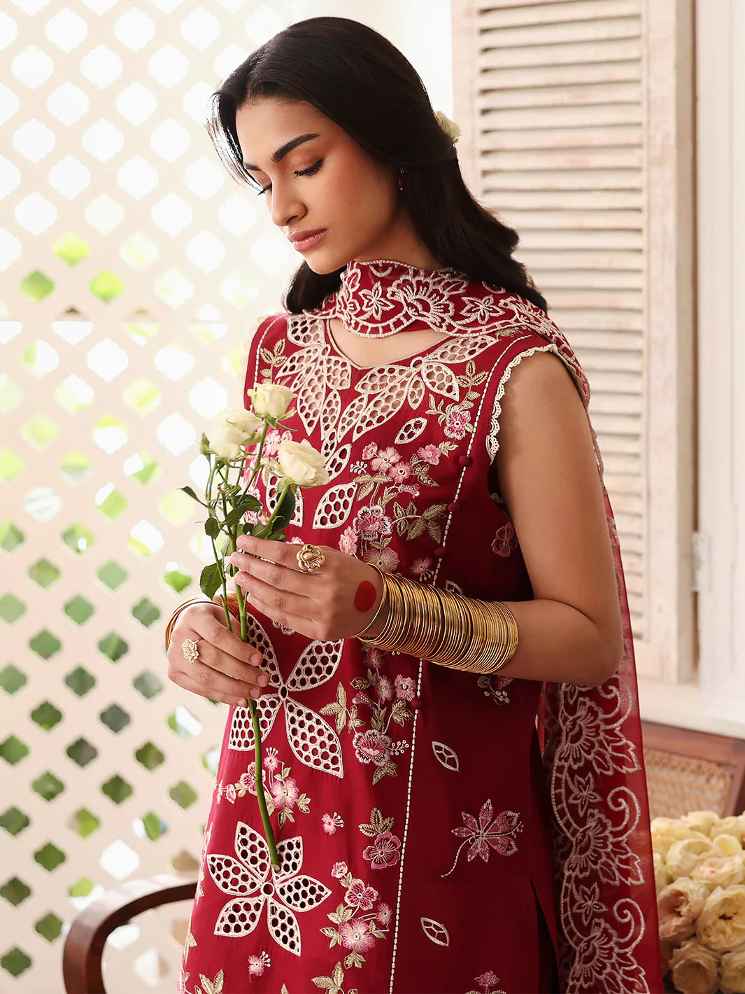 Angan | Mahnur Luxury Embroidered Lawn | 3PC