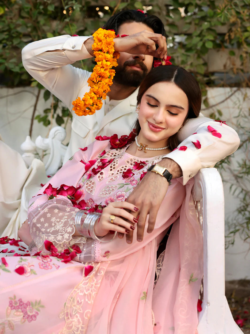 Angan | Mahnur Luxury Embroidered Lawn | 3PC