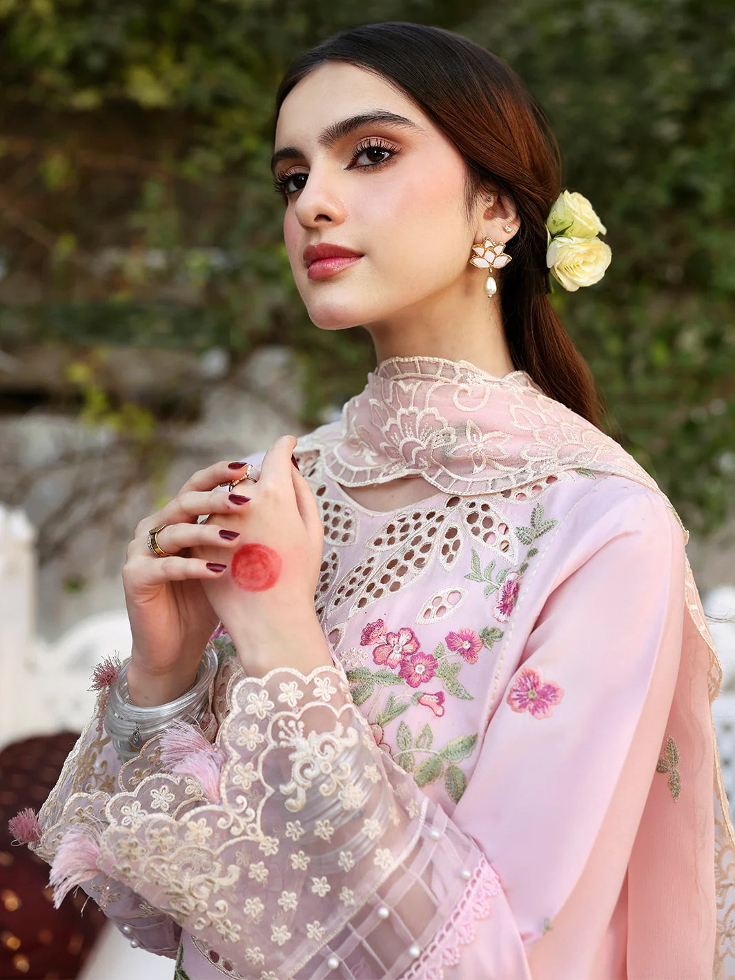 Angan | Mahnur Luxury Embroidered Lawn | 3PC