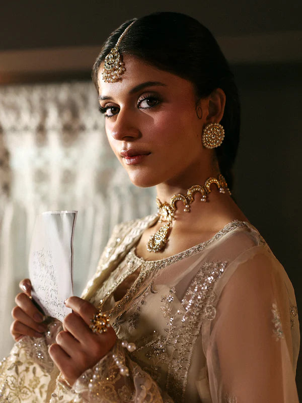 Pakeezah | Luxury | Mahnur