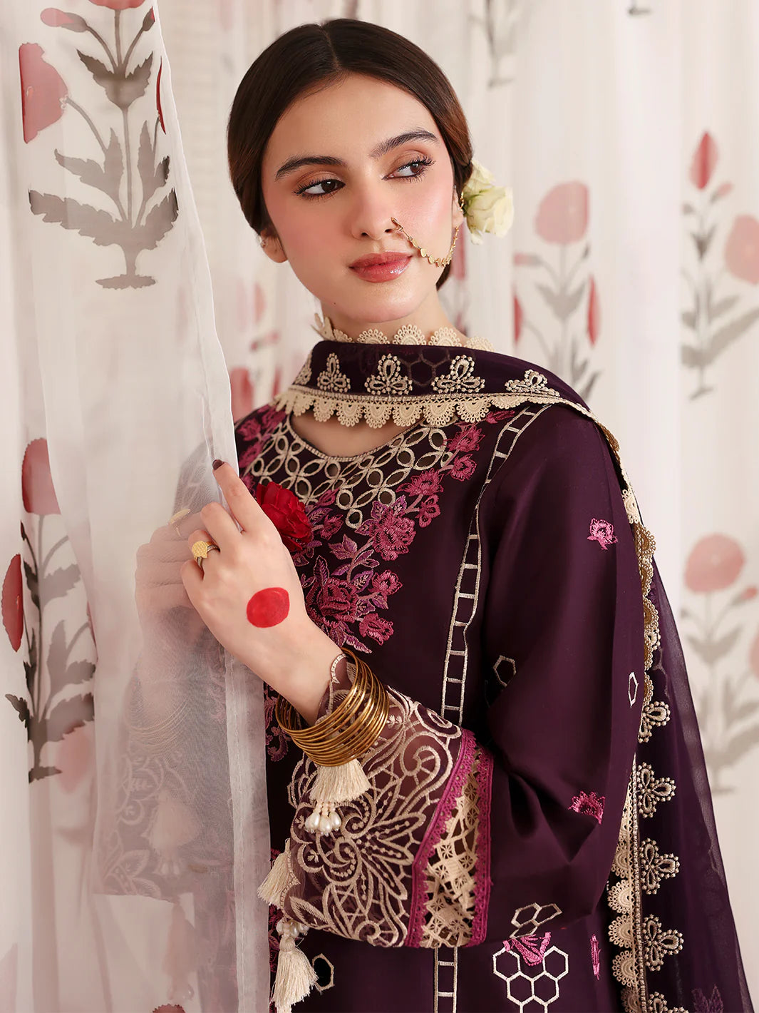 Angan | Mahnur Luxury Embroidered Lawn | 3PC