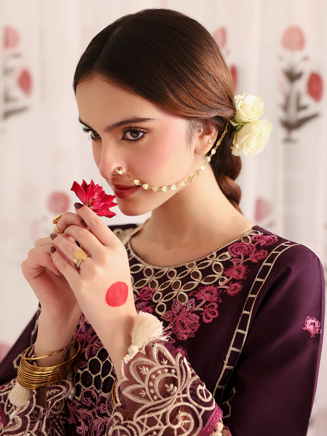 Angan | Mahnur Luxury Embroidered Lawn | 3PC