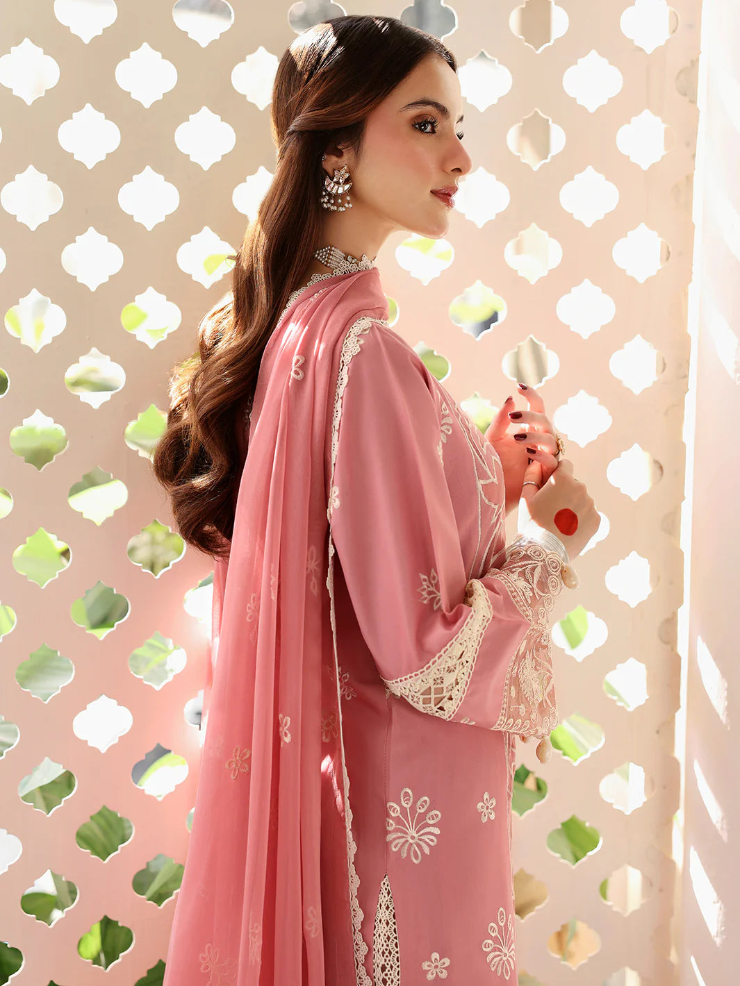 Angan | Mahnur Luxury Embroidered Lawn | 3PC