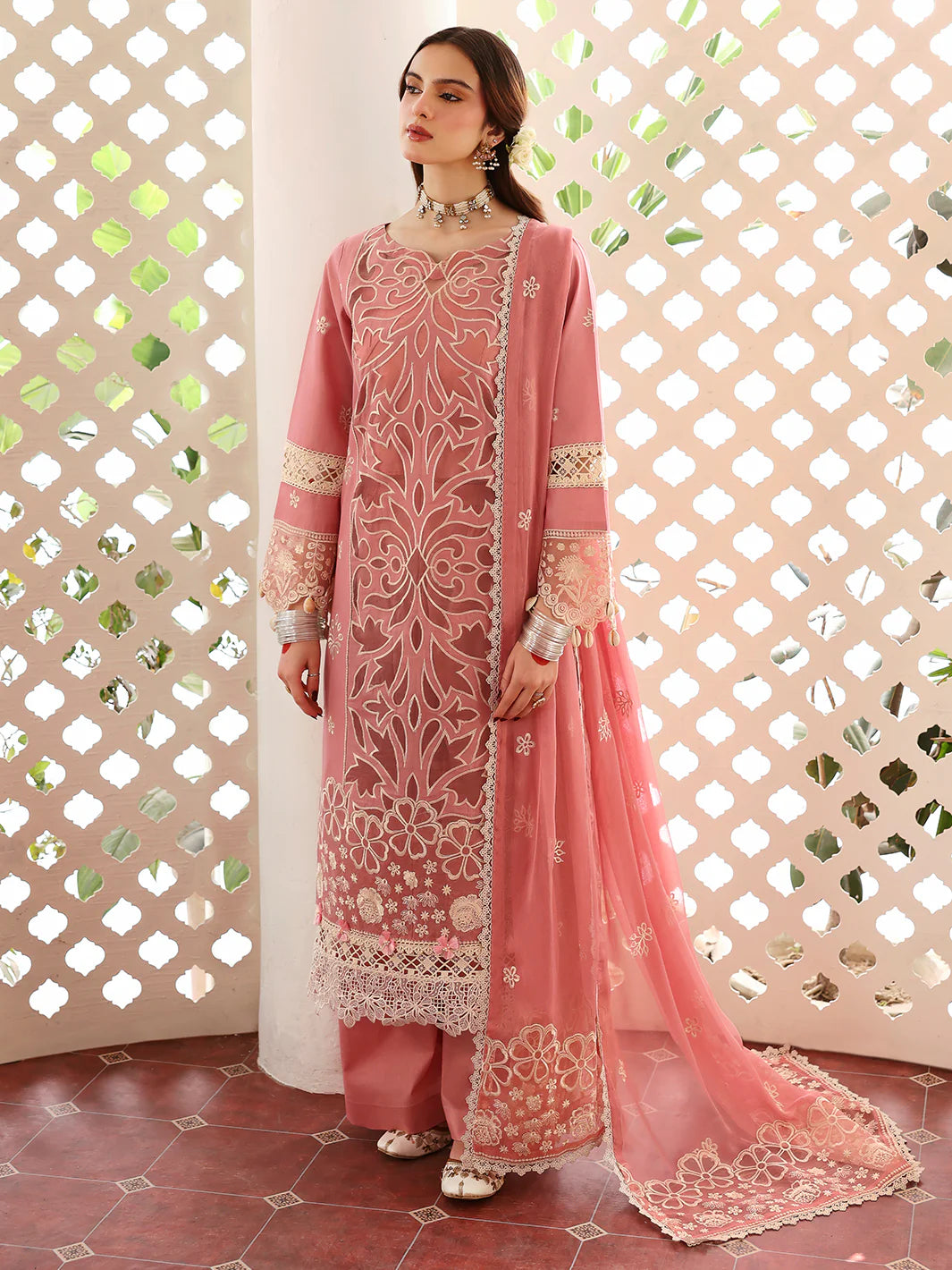 Angan | Mahnur Luxury Embroidered Lawn | 3PC